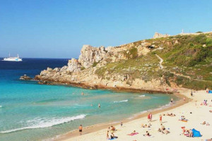 Santa Teresa di Gallura, Sardaigne : panorama d'une plage