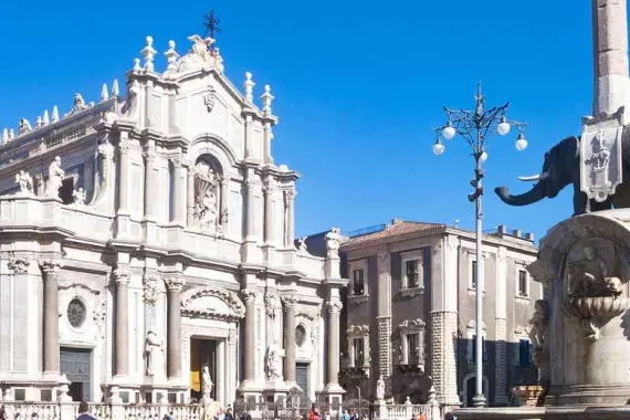 Catane, Sicile: photo de la cathédrale (duomo)